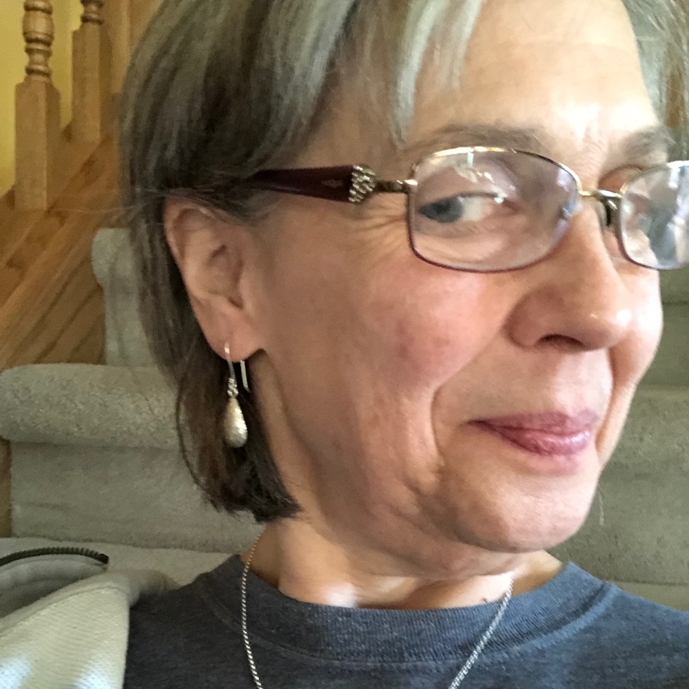 Meet your Posher, Jennifer